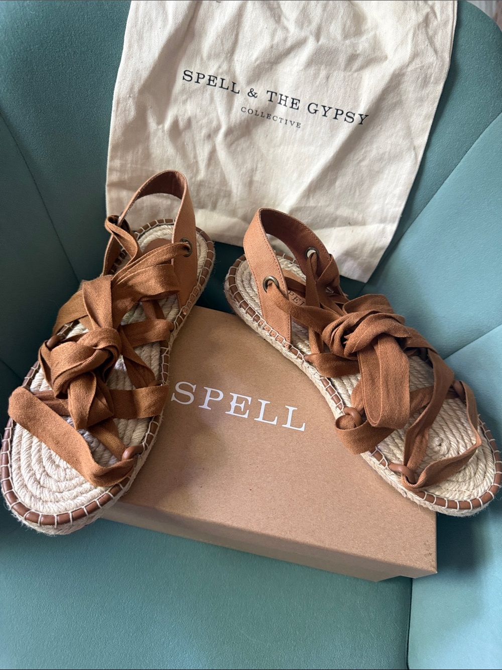Boulevard Wrap Sandal size 40